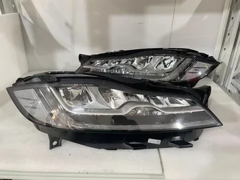 Misura per Jaguar XF Faro allo xeno 2012-2020 Jaguar X250 o X260 Faro allo xeno Aggiornamento al faro LED Plug And Play Versione UE