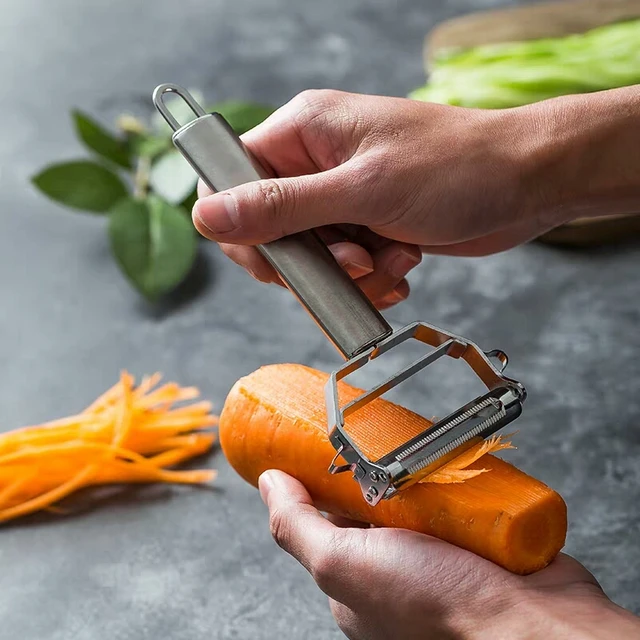 Chef'n - Éplucheur Stack'n Peel pour Fruits et Légumes, Lot de 3 Économes à  Lames Pivotantes en Acier Inoxydable, Coupe Droite, Ondulée ou Julienne