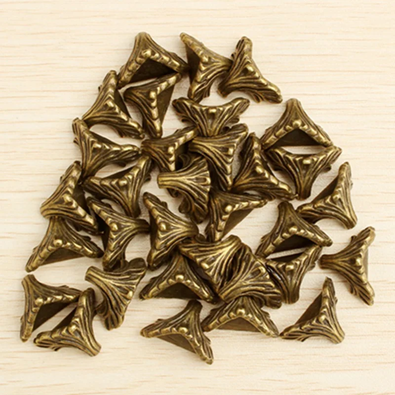 Wood Box Feet Protector Furniture Corner Protector Decorative Corner Cover 30PCs Box Corner Foot Protector Desk Box Edge 19mm x 11mm