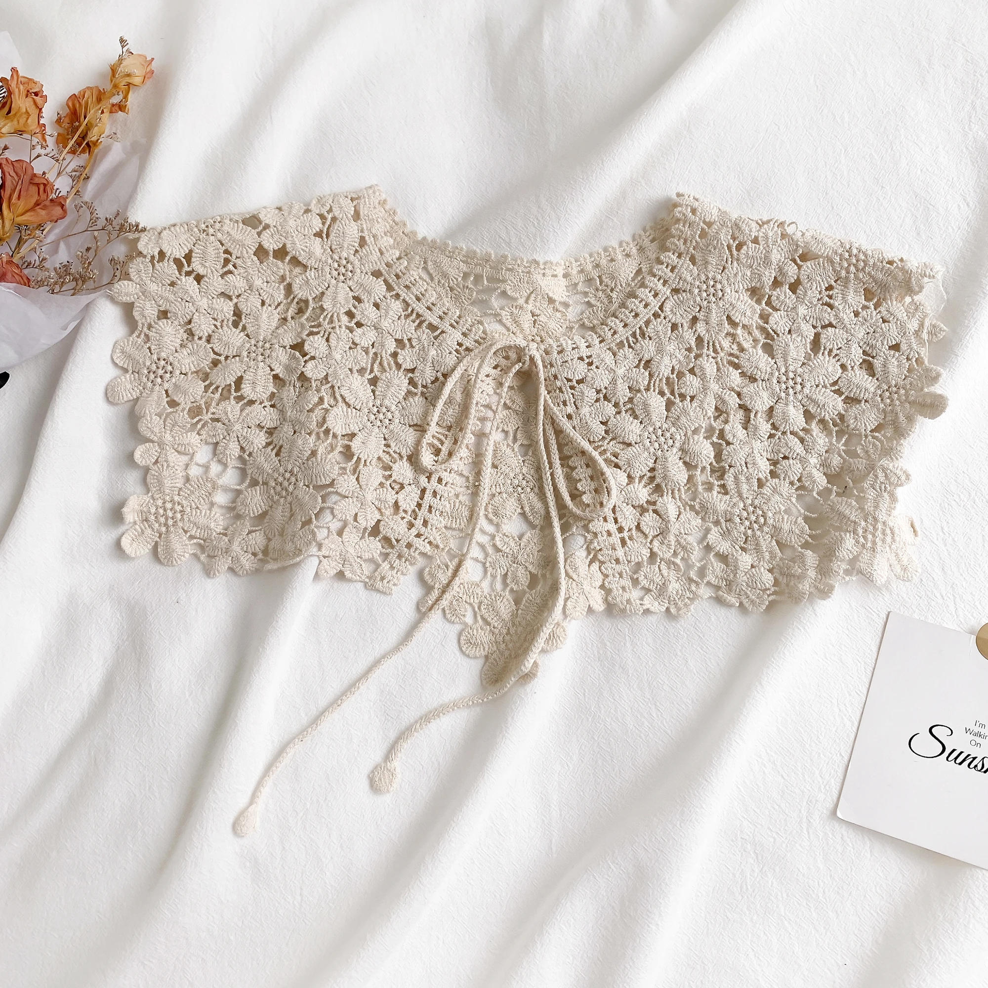 Four seasons Lace Knitted Crochet Hollow Fake Collar Women Small Shawl Decorative Women Clothes Accessories Detachable Collar