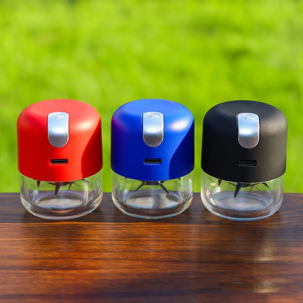 Mini Electric Dry Herb Grinder High Speed Rotation Tobacco Shredder USB Rechargeable Grass Grinders for Smoking Accessories