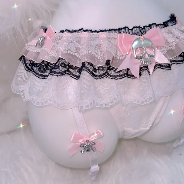 Frilly Lace Thong Garter Belt 5