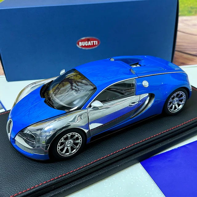 AUTOART Bugatti Veyron ミニカー 1/18 1/18 AUTOart Bugatti Veyron L'Edition Centenaire (White Hermann Zu
