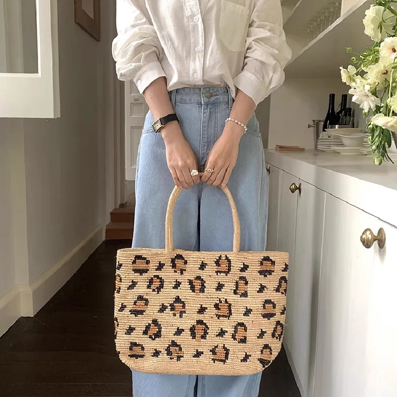 High-End leopard print Large Capacity Raffia Grass Single Shoulder Woven Bag Beach Vacation Handbag Neutral Minimalist Style