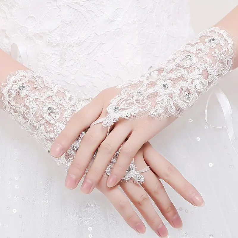 

Bridal Gloves Elegant Short White Lace Rhinestone Women's Fingerless Gloves tulle Mesh Wedding Accessories for the Bride
