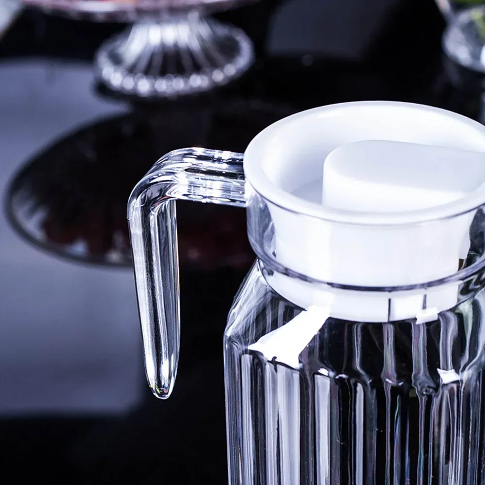 1.1L Water Juice JUG Pitcher Bottle Cocktail Fridge Kitchen Home Lids For Storing Fresh Juice Drink Kitchen Tool USEFUL Glass Pitcher Plastic Juice Jug