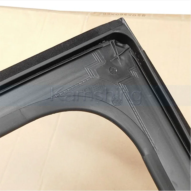 ウェザーストリップ に適合する プジョー 2008 4ドア用 ウィンドウ上部ゴムストリップシーリングドアガラスリフターガイド溝マッド プジョー  2008 用 カーウィンドウ上部ゴムストリップ シーリングドアガラスリフターガイド溝 マッドトラフシーリングストリップ(F 自動車 ... ウェザーストリップ に適合する プジョー 2008 4ドア用 カーウィンドウシーラントストリップ ドアガラスリフターガイド溝 マッド