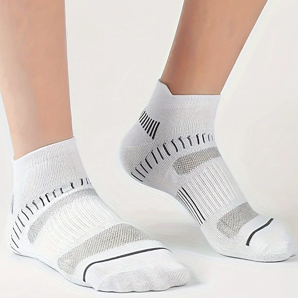 Compression Sports Socks - Breathable Quick Dry Running Fitness Socks for Men  Women 624 Pairs