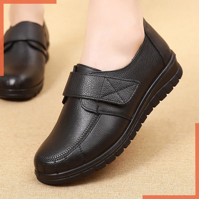 Autumn Ladies Genuine Leather Casual Shoes Women Loafers Flat Shoes Ladies Slip On Comfortable Black Work shoes Mother Shoes