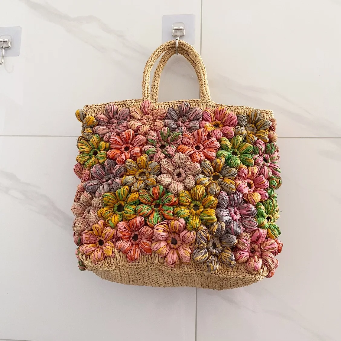 Summer Trend Large Capacity Lafite handmade flowers Straw Woven Shoulder Bag Knitting Ladies Beach Bag Luxury Designer Handbag