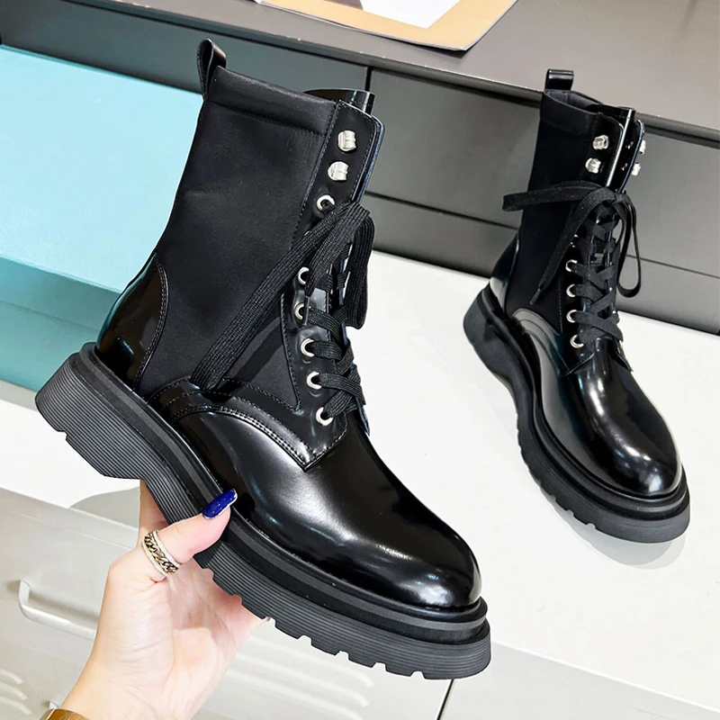 

Women's Thick Sole Ankle Boots Lace Up Patent Leather Combat Boots Black Autumn Winter Flat With Causal Concise Women Boot