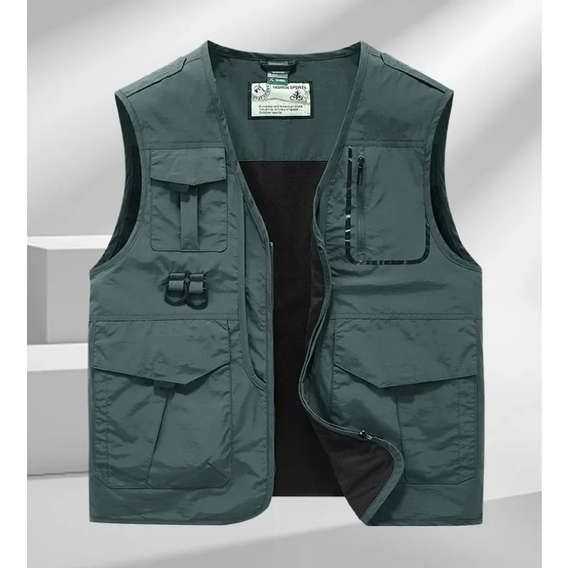Vintage Multi-pocket Vest Waterproof Sleeveless Jacket Men Work Leather Vests Windbreaker MAN Tactical Luxury Men's Clothing Zip