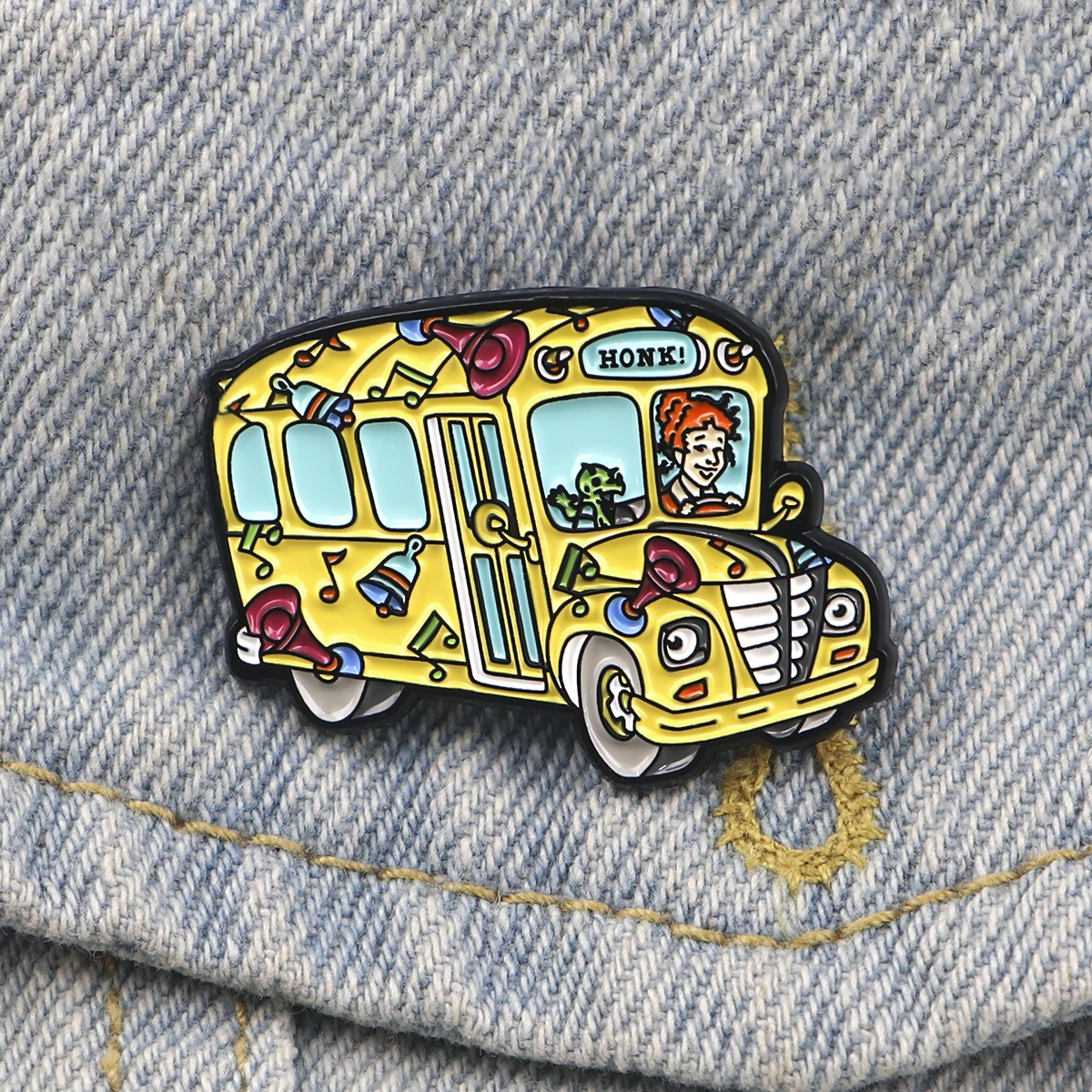 Broches esmaltados de autobús escolar mágico para mujer, insignias,  alfileres de solapa para mochilas, accesorios de joyería de moda, regalos  para niños - AliExpress, image size:1200x1200