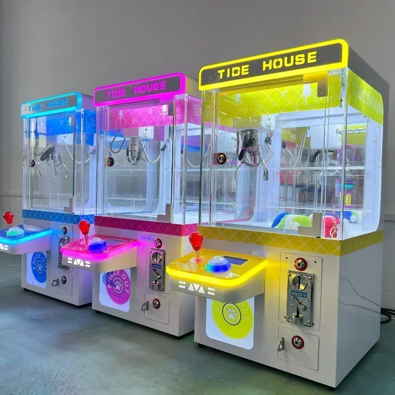 Mini Crane Machine. coin-operated. A full transparent gift machine for children. Specialized in clamping dolls and toys. 3