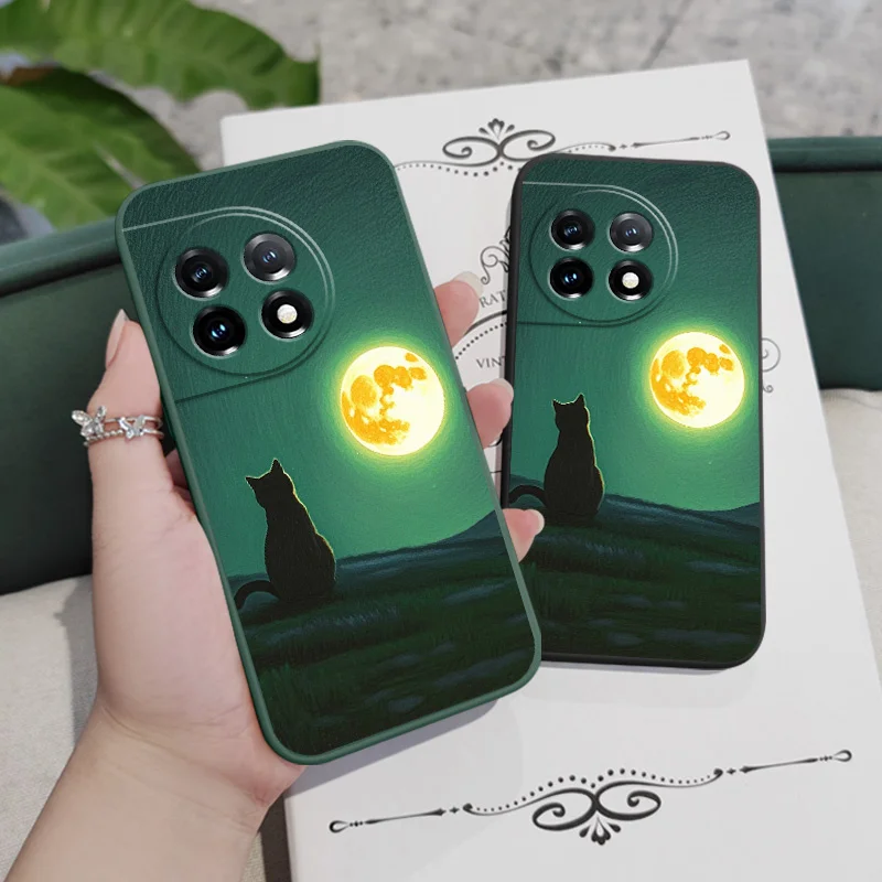 Moongazing Cat Liquid Silicone Phone Case