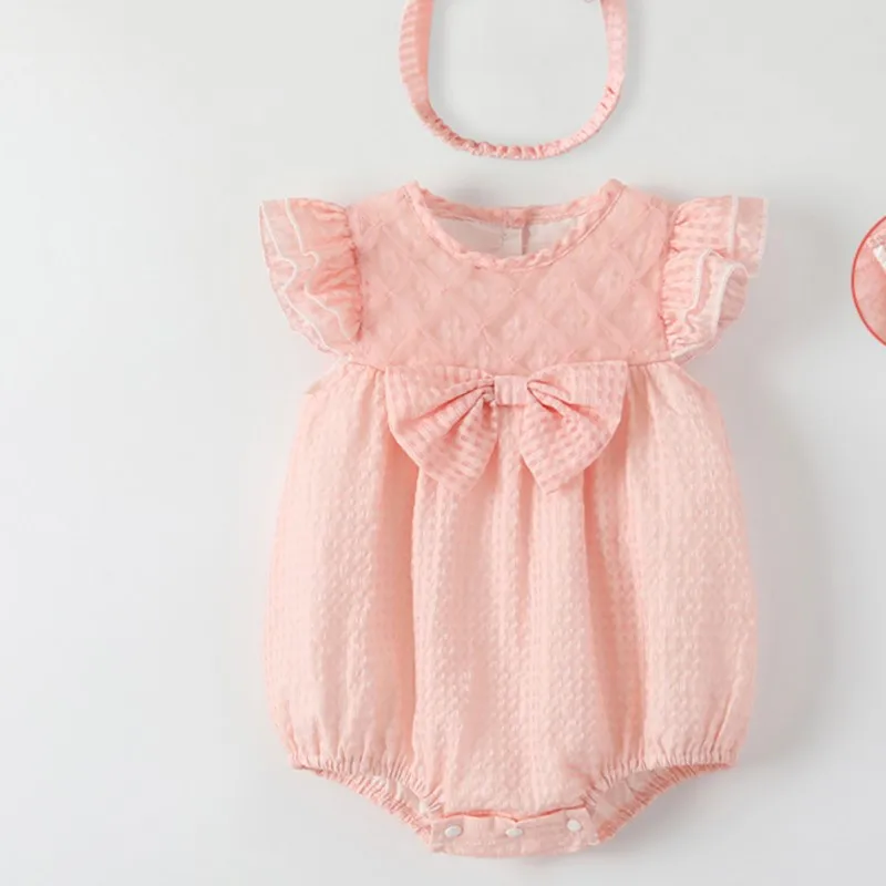 

2024 Summer Korean Newborn Girls Romper Flying Sleeve Sweet Pink Cute Bow Pattern Infant Girls Bodysuit Soft Baby Girls Jumpsuit