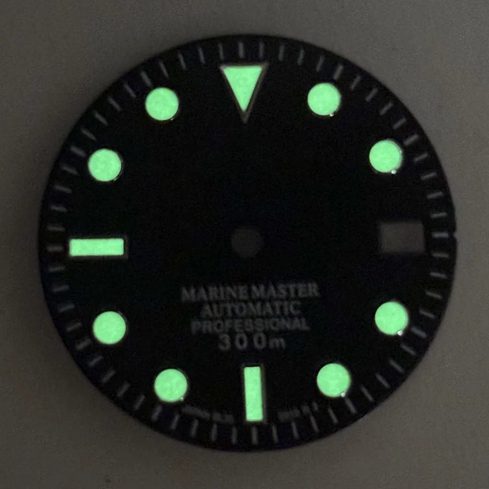 28.5mm SUB s dia Green Glow Single calendar Green Black Blue nh dial 35 dial automatic movement 29mm Hot Selling s