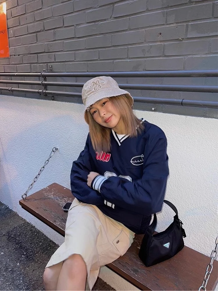 Jennie Kim V-Ne Baseball Sweatirt Loose Fit Embroidered Cotton Long Sve Autumn Faion Casual Streetwear