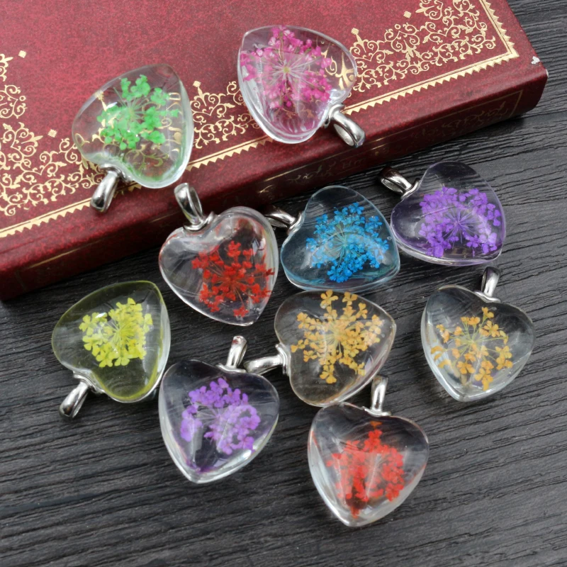 

5pcs 27x20mm Hot sale Jewelry Crystal Glass Real Dried Flower Heart Necklace Pendant Necklaces For Women