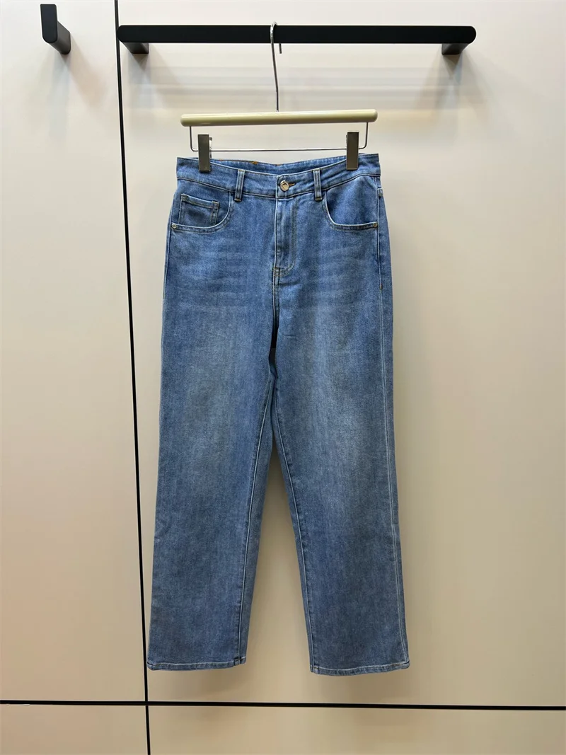 

2023 Summer Fashion Light Blue Wash Straight Jeans