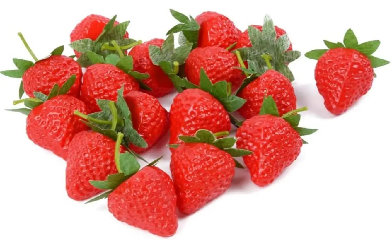 20 Pieces Artificial Strawberries Fake Strawberries Lifelike Red Realistic Plastic Strawberries