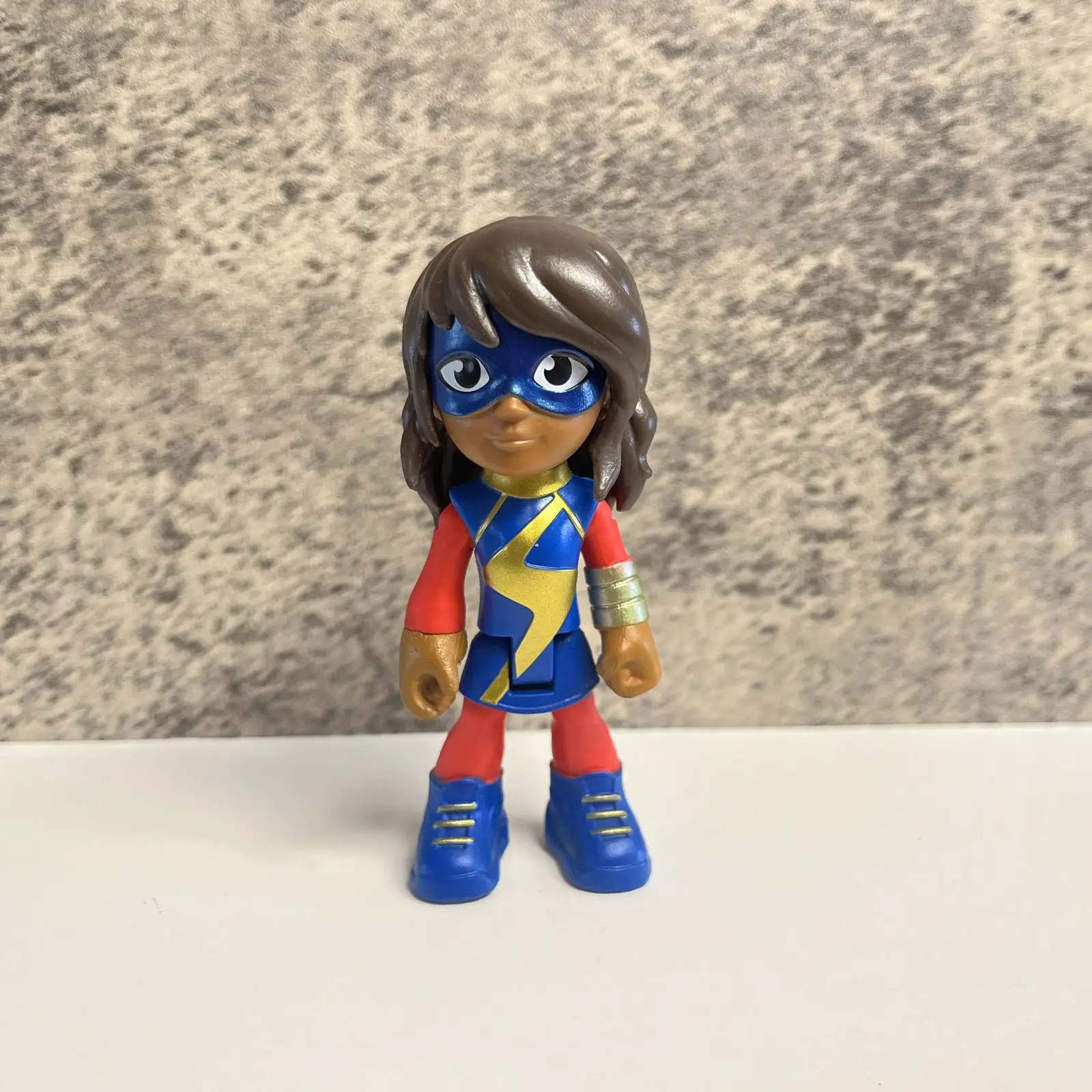 thumbnail image 1 of Figura de acción de Spiderman Legends de Marvel, muchos estilos, Spidey y sus increíbles amigos, figura de muñeca, figura para regalo de niño, 1 of 5