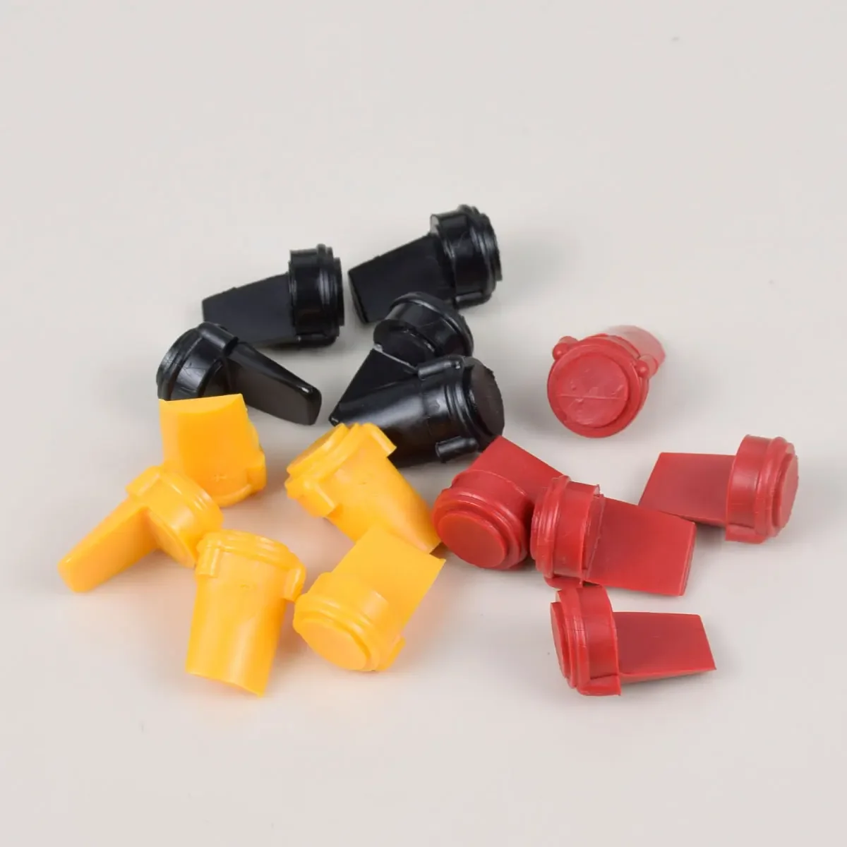 Рисунок 3 - резиновые аксессуары для автом