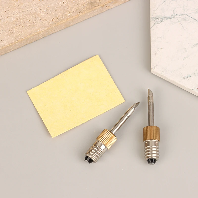 

Набор наконечников для паяльника с губчатым интерфейсом