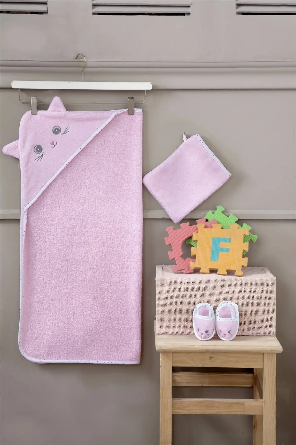 

Baby Towel Swaddle Pouch Set Kitty 100% Cotton Pink Baby & Child Bath Home & Furniture