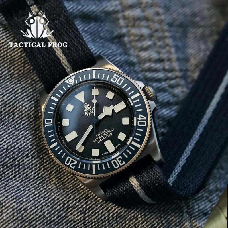 タクティカルフロッグFXD2ソーラークォーツチタン