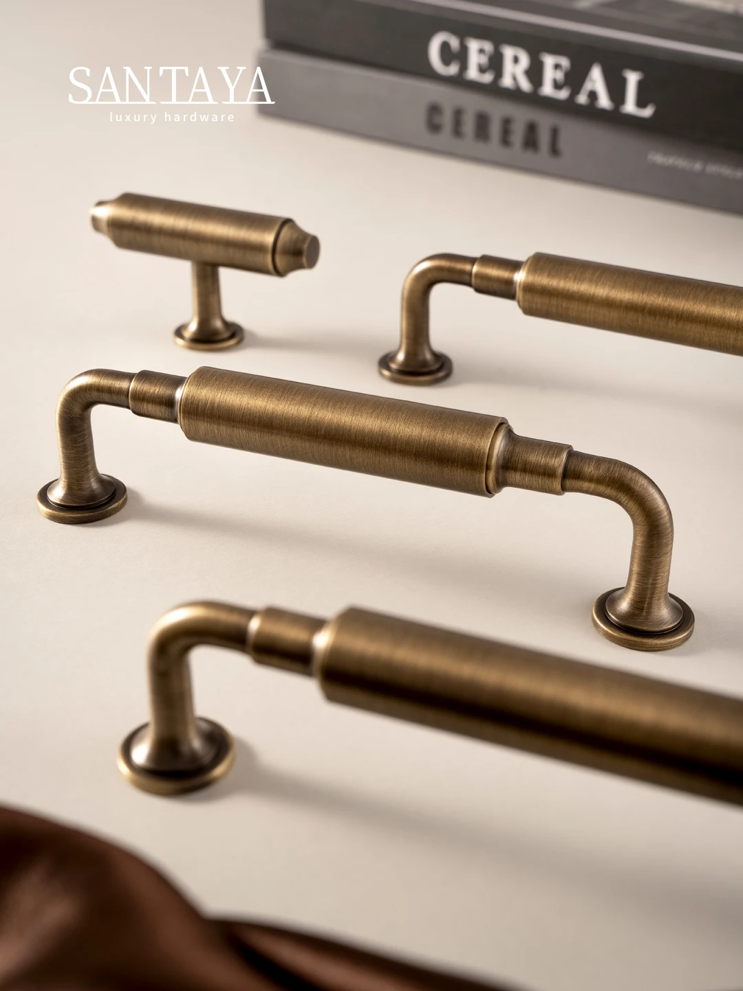 Santaya ทองเหลืองโบราณจับแปรงตู้ครัวดึงตู้เสื้อผ้าลิ้นชักเฟอร์นิเจอร์ Bronze Handle 1