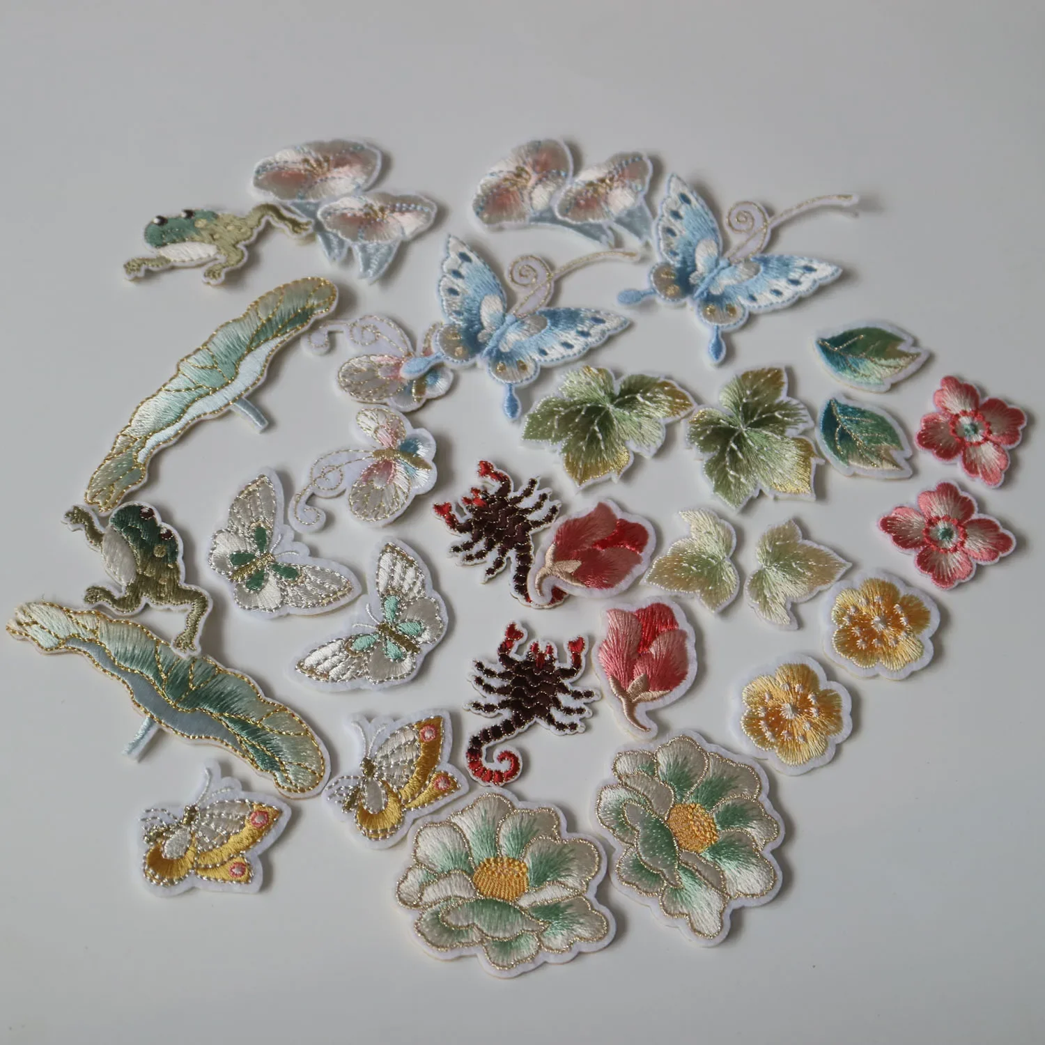 Toppa Ricamata Da Cucire O Da Applicare Con Ferro Da Stiro, Per Vestiti, Borse, Ricami Con Animali - Foto 2