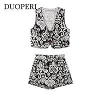 DUOPERI 2025 New Women 2 Piece Set Printed V-Neck Vest & Side Zipper Skirts Shorts Female Elegance Chic Casual Shorts Set
