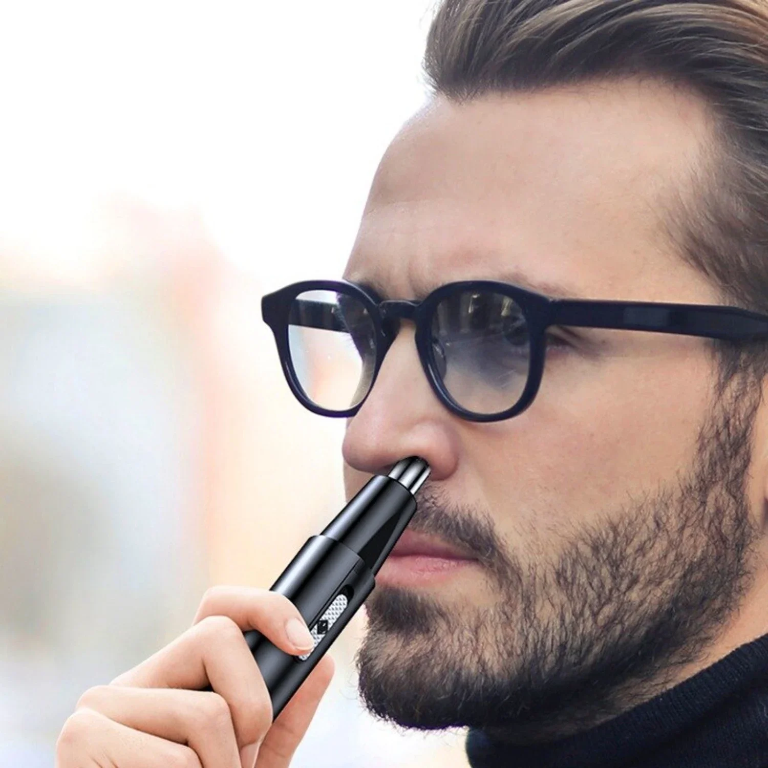 Rechargeable Men's Gentle and Safe Face Care Trimmer for Effective Beard Hair Removal - Reliable Nose and Ear Shaving Solution 3