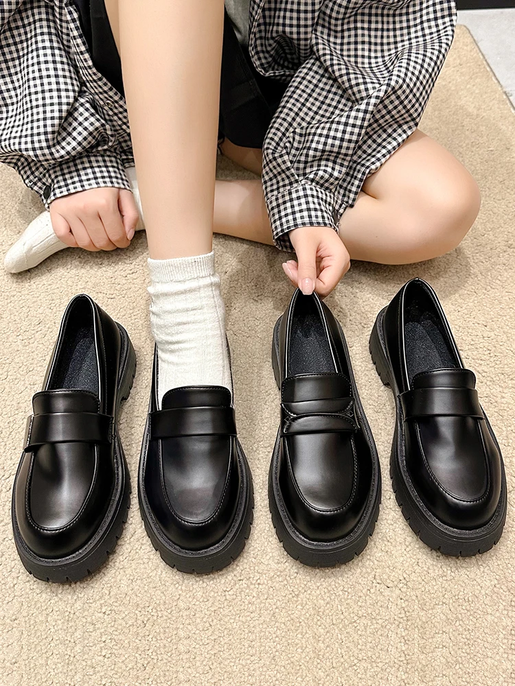 

Round Toe Womens Derby Shoes Casual Female Sneakers British Style Black Flats Clogs Platform Autumn Shallow Mouth Loafers With F