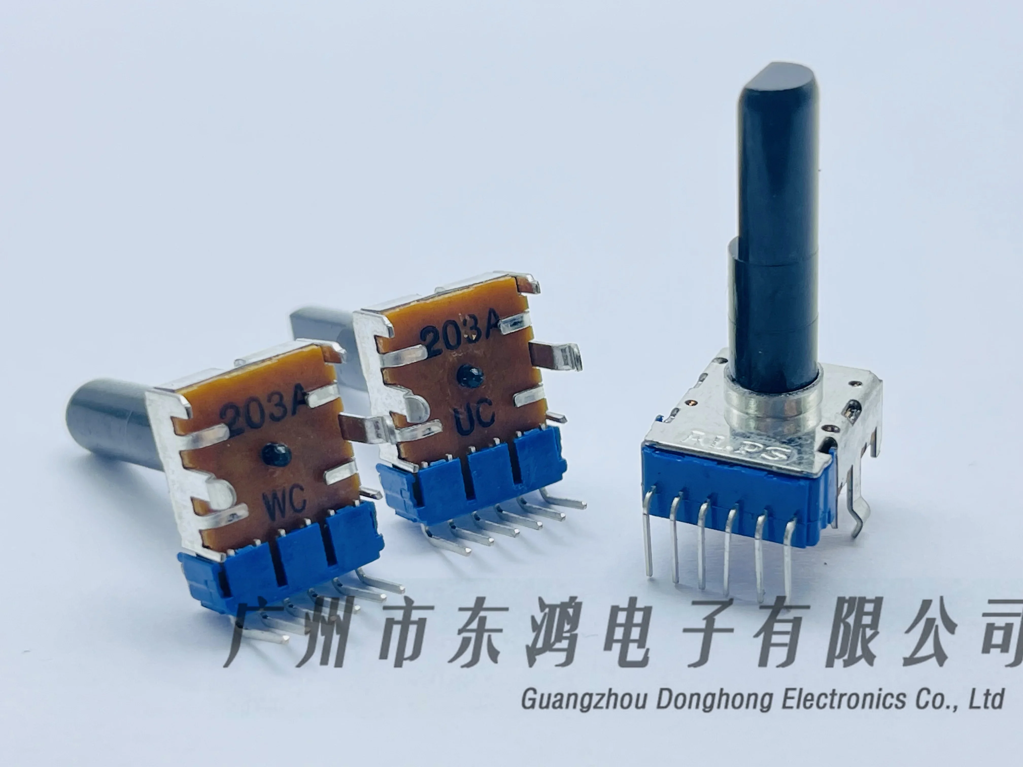 1 PCS Original Nissan ALPS RK12L potentiometer dual with a midpoint shaft length of 23MM