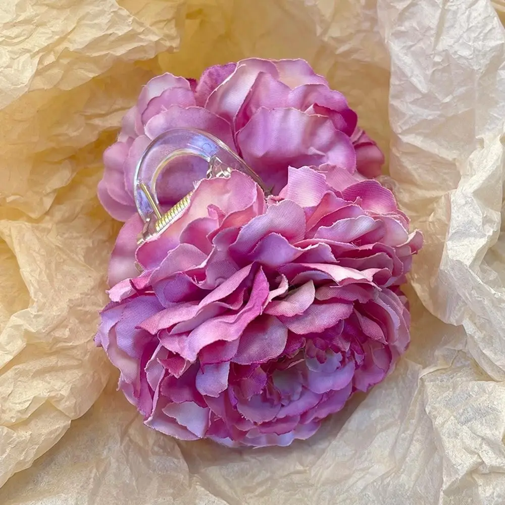 Französische elegante Pfingstrosen-Haarklammer mit Blumen, schöne Simulationsblumen, Haarklammer, schicker Sommer-Strand-Kopfschmuck für Frauen und Mädchen – Detail 7