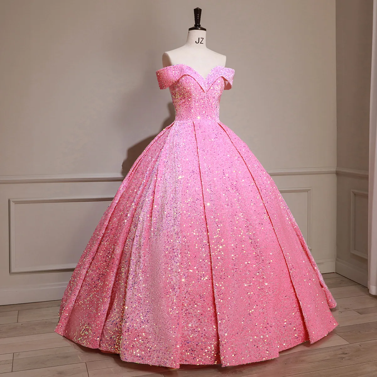 Off-Shoulder Ball Gown Quinceanera Dresses Vestidos De 15 Anos Sparkly Sequined Princess Birthday Party Gowns Customized Bomaris quinceanera dresses