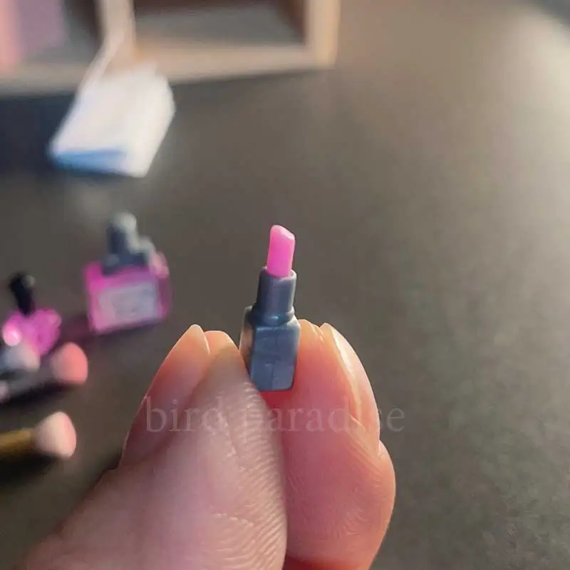 1/12 Scale Miniature Dollhouse Accessories Mini Lipstick Perfume Model Toys For Barbies BJD Ob11 Dolls Makeup Scene Pretend Play 3