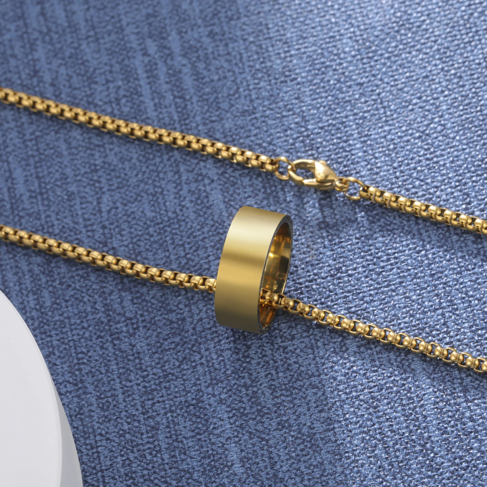 Skyrim Wide Circular Ring Pendant Stainless Steel Necklace for Men Fashionable and Minimalist Birthday Engagement Gift Jewelry_voghion.com