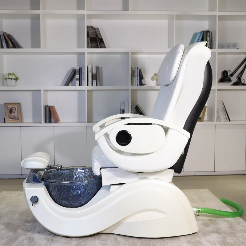 Рисунок 4 - Кресло для маникюра и педикюра