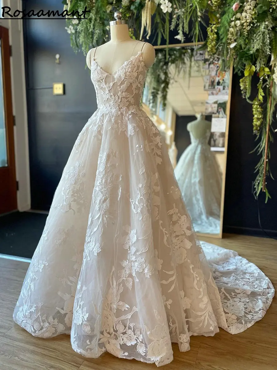 

Real Image Spaghetti Straps Illusion Wedding Dresses A-Line Sleeveless Appliques Lace Boho Country Bridal Gowns