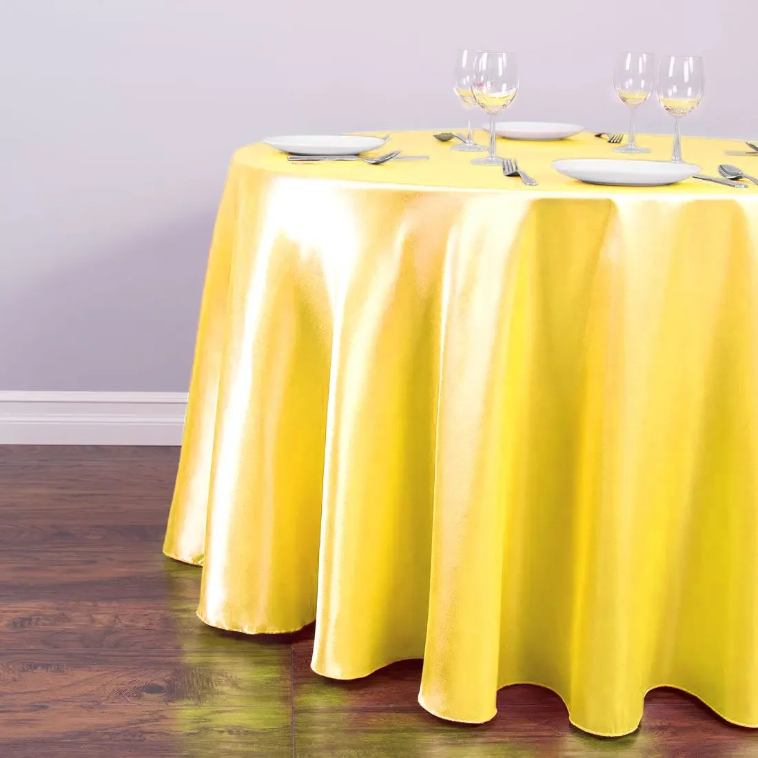 

Classic White Tablecloth for Round Tables - Ideal for Buffet Table Parties and Holiday Dinners