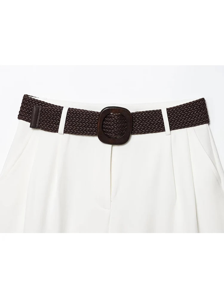 TFMLN Casual Women's Chic Belt Shorts Solid Side Pockets Straight Shorts 2025 Summer Fashion Simple Female Vintage Shorts