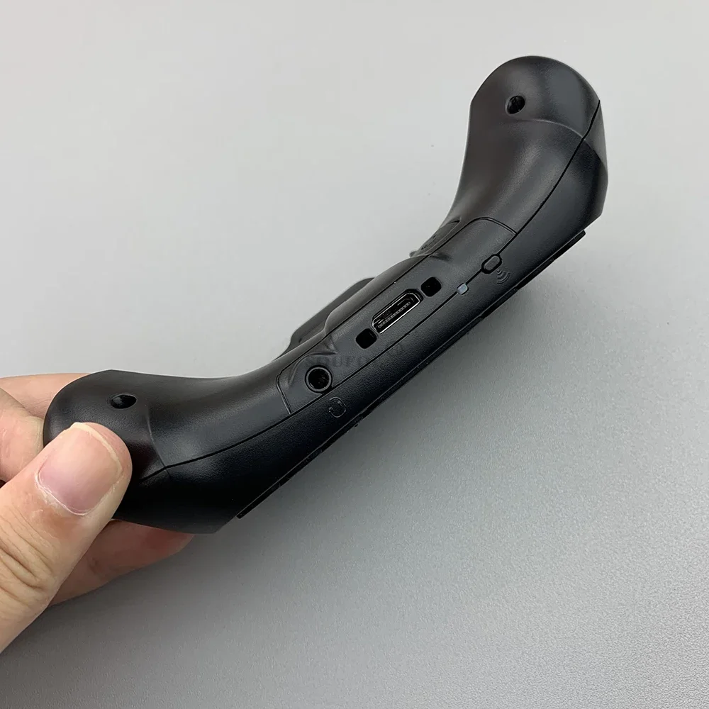 Wireless Mini Controller Keyboard with Audio Jack