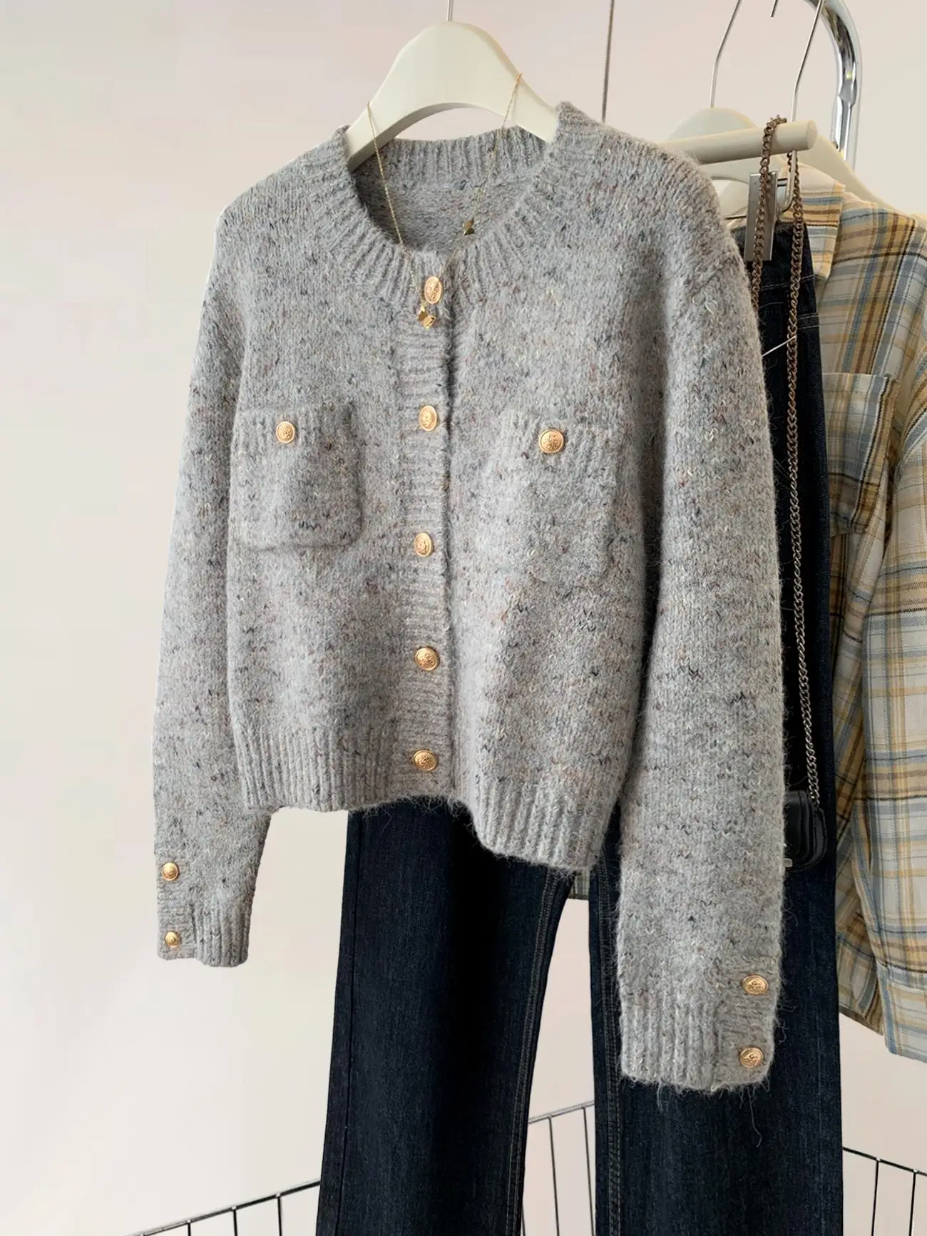 Tchibo Outfit Grauer Cardigan Gold Buttons Gray Women Knit