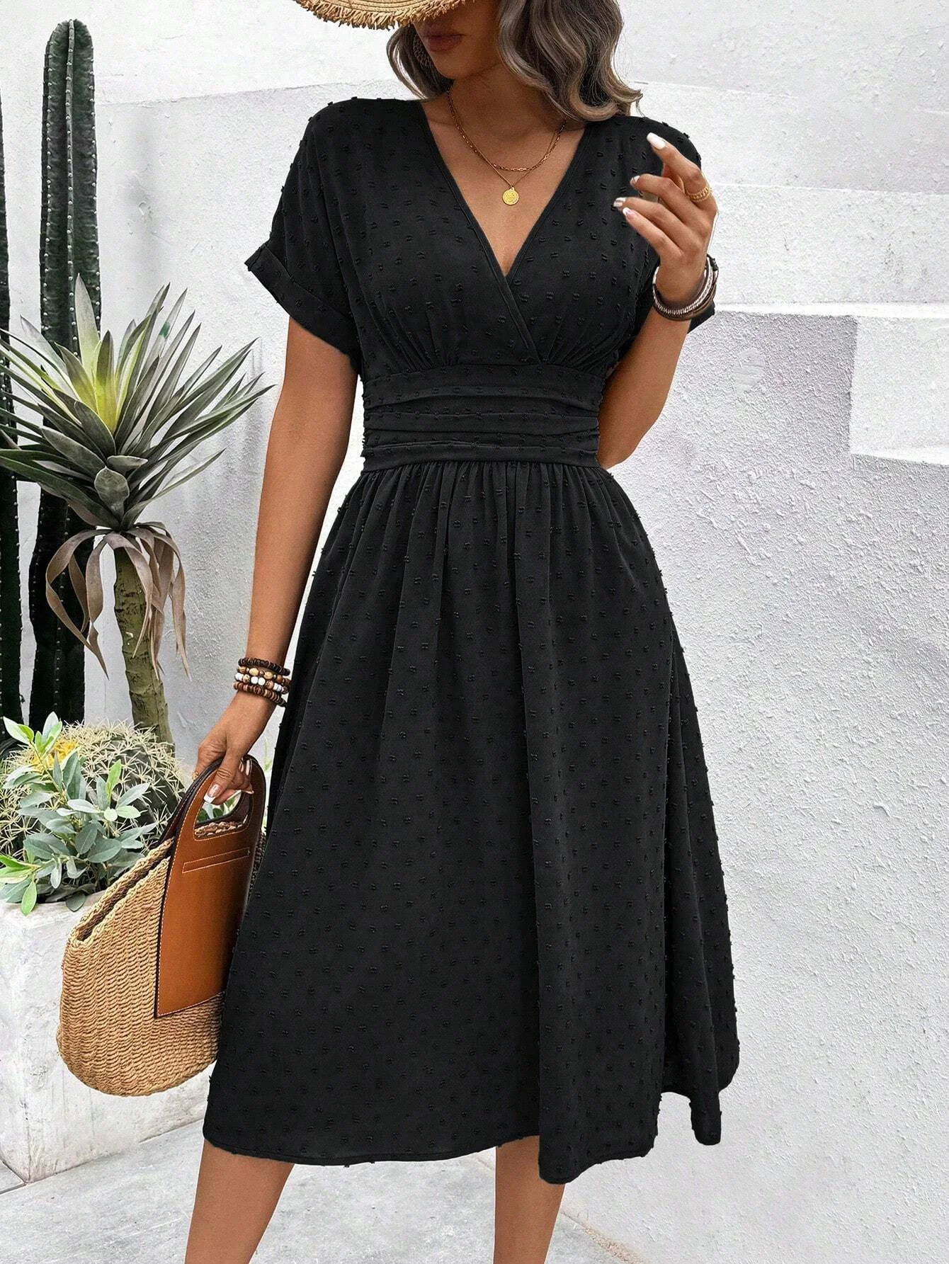 فستان أنيق متوسط الحجم برقبة على شكل حرف V، فستان نسائي طويل عصري