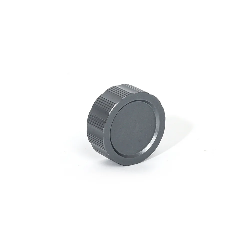 Capuchon de protection d'objectif en alliage d'aluminium pour caméra Mini Evo, texture métallique détaillée.