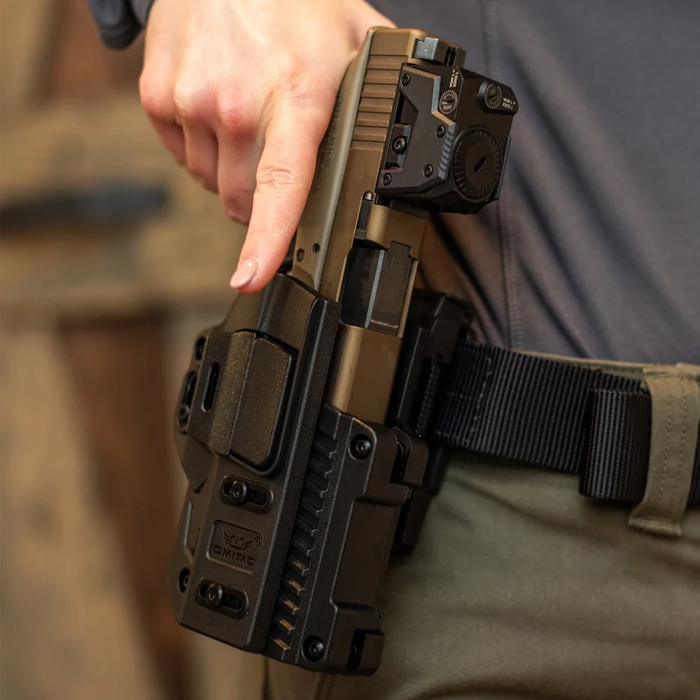 360° Rotating Universal Holster,OWB Tactical Holster For 200+ Popular full size,compact,subcompact  pistols. Belt Clip Right 4