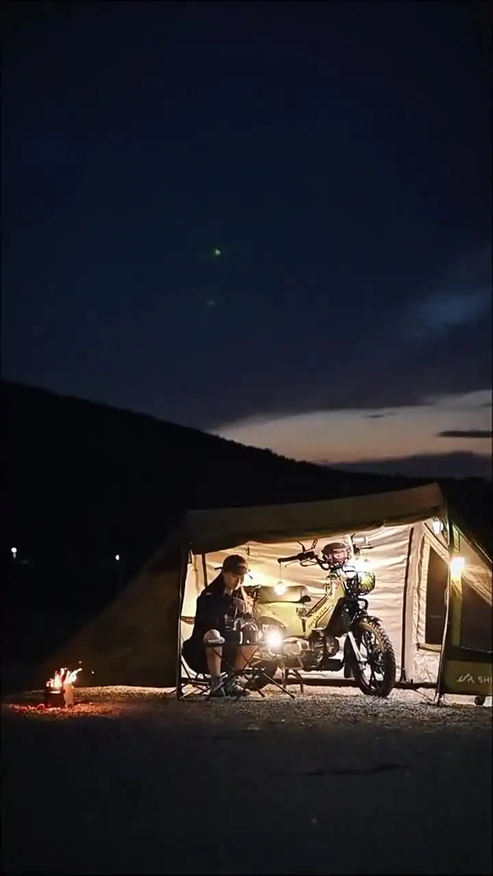 【美品】Shinetrip-多機能トンネルテント　ブラック テントバカの気になるテント情報(HXBEE SHINETRIP) : テントバカの